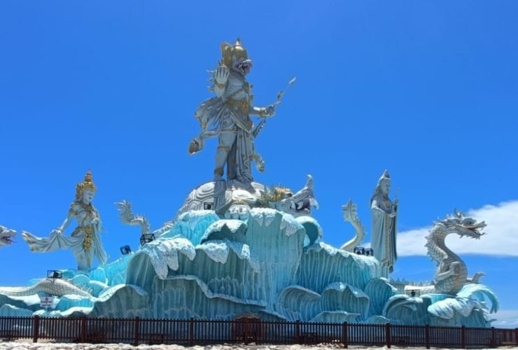Baruna Statue at Jerman Beach