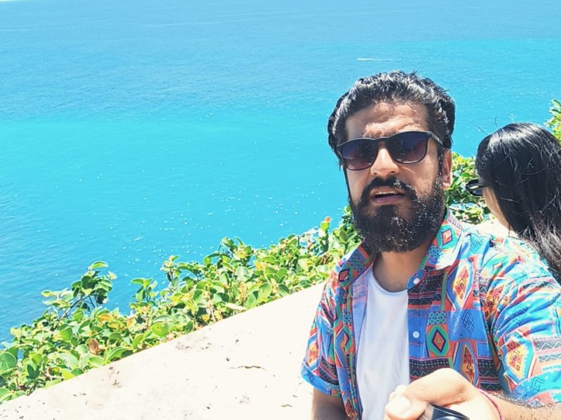 Selfie clicked at Uluwatu Temple cliff