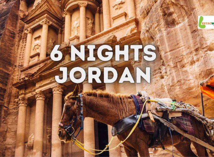 A captivating view of the Treasury in Petra, Jordan, included in our 6 nights 7 days Jordan tour package.