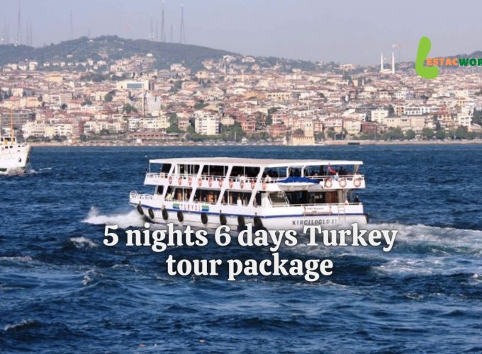 A mesmerizing Bosphorus cruise during the 5 nights 6 days Turkey tour package.