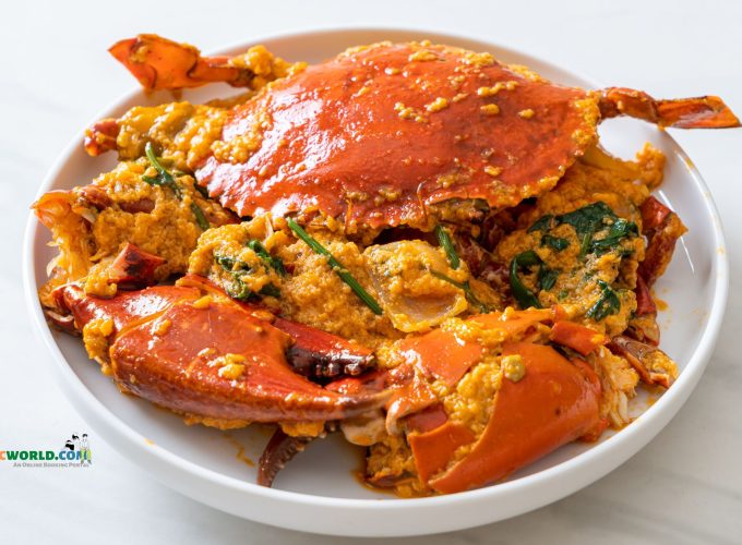 A freshly prepared crab dish served at the King Crab Safari in Kirkenes, part of the 5 nights 6 days Ivalo, Kirkenes Crab Safari, and Rovaniemi tour package.